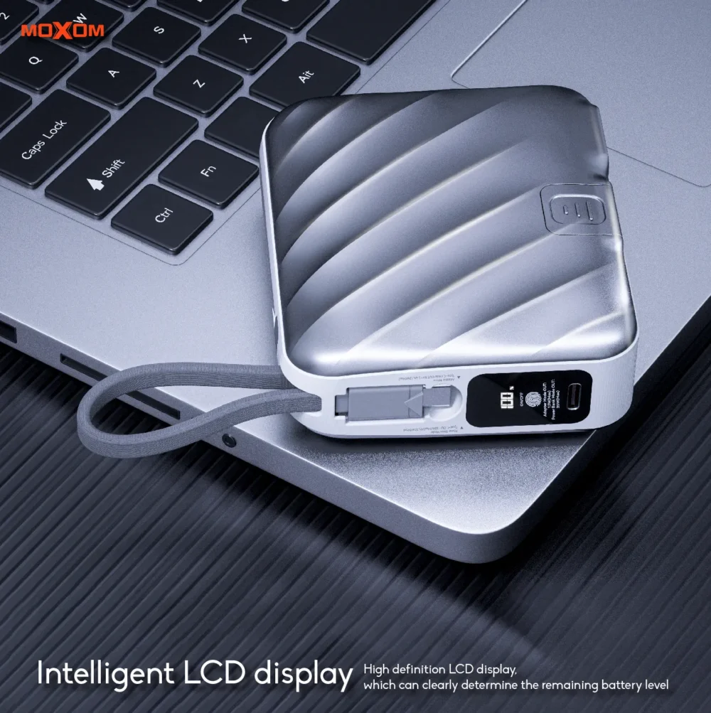 MOXOM MX-PB151 Power Bank 20000mAh avec Chargeur Secteur Intégré – PD35W, Câbles Lightning & USB-C Intégrés, Écran LCD Intelligent — image 7