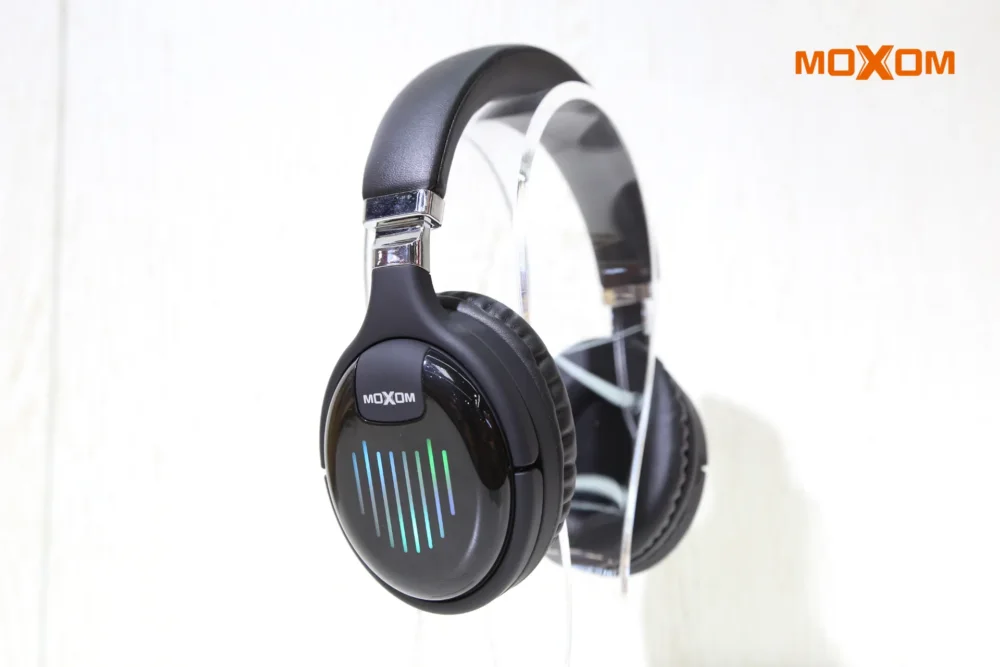 MOXOM MX-WL14 Casque Bluetooth Sans Fil RGB – Écouteurs Pliables avec Basses Puissantes et Design Cyberpunk — image 7